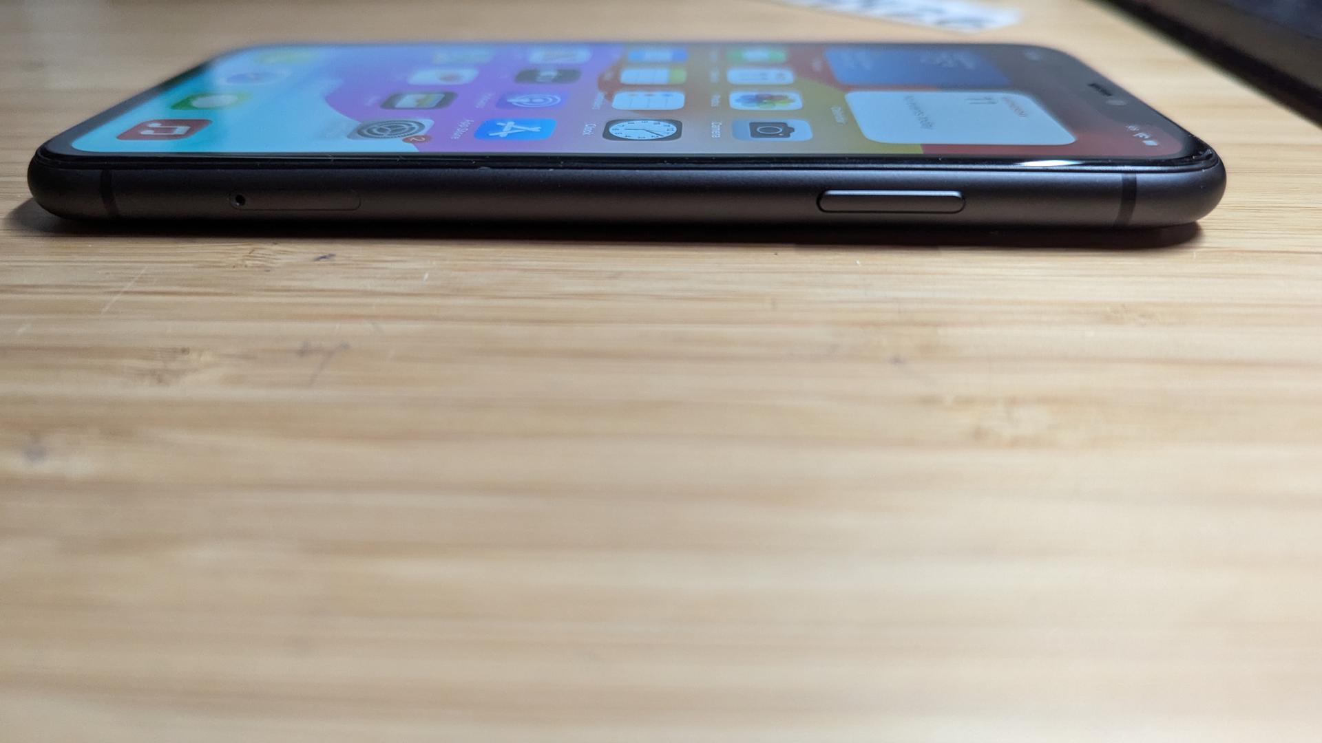 Apple iPhone 11, color Black