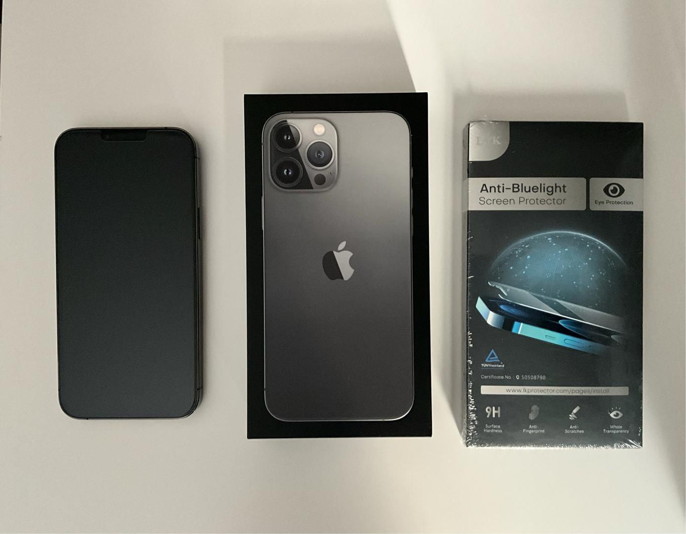 Apple iPhone 13 Pro Max - Unlocked Non-US, 128GB, Graphite, A2641