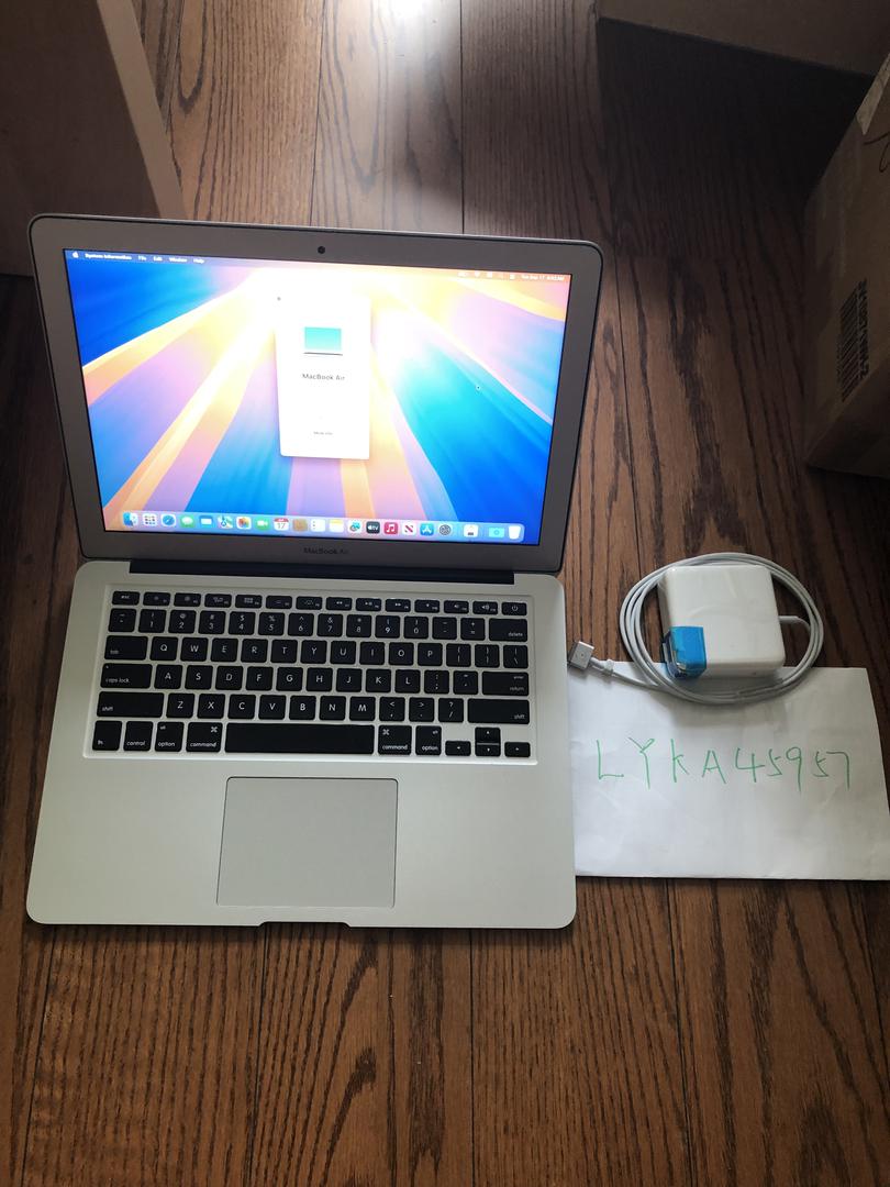 MacBook Air 2017 - 13", color Silver