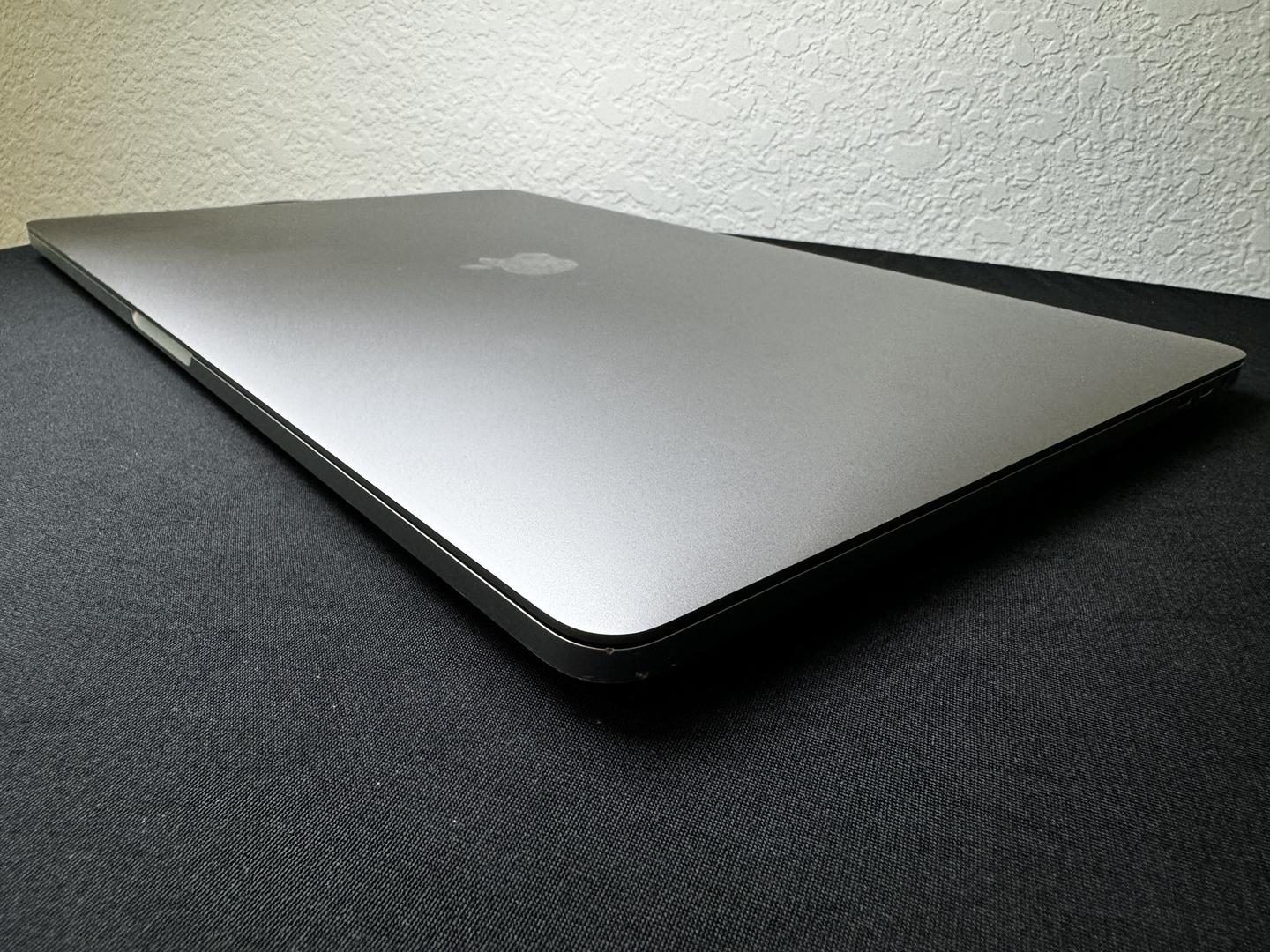 MacBook Pro 2019 - 15 inch - Guide, Specs, Prices, and More - Swappa