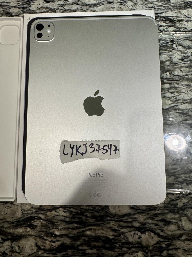 Apple iPad Pro 11" (M4) 2024, color Silver