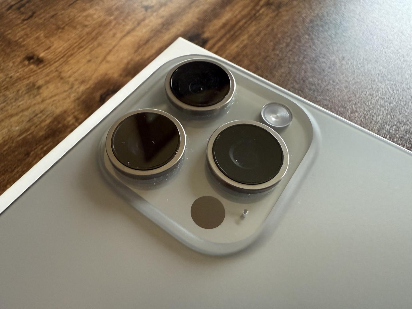 Apple iPhone 15 Pro Max, color Natural