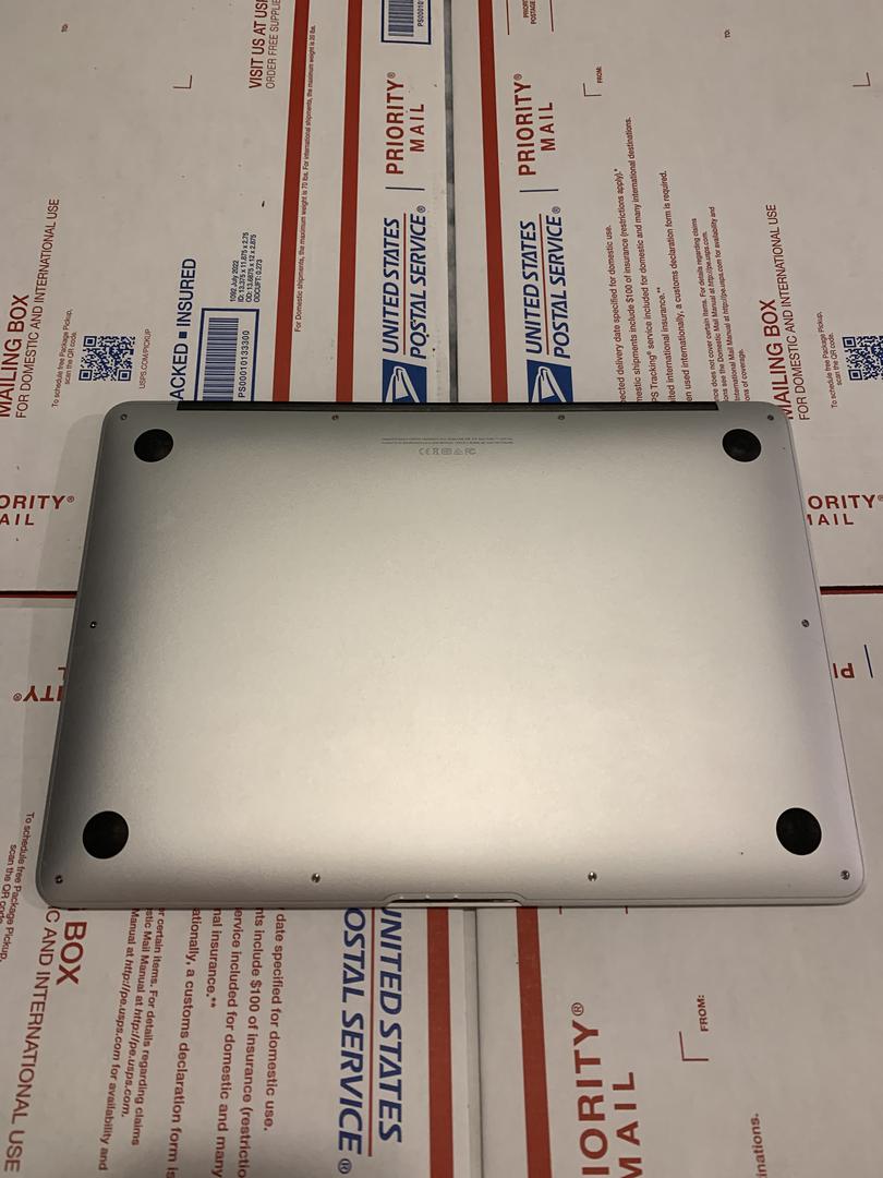 MacBook Air 2017 - 13", color Silver