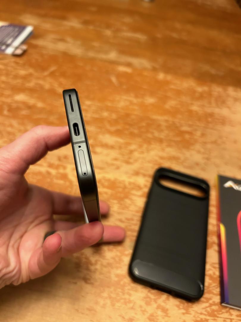 Google Pixel 9, color Obsidian
