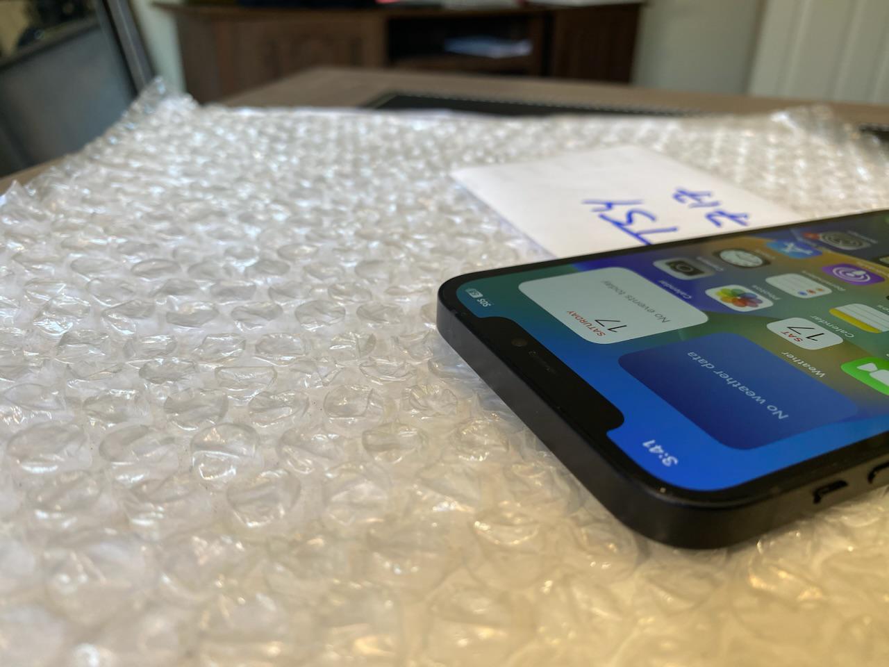 Apple iPhone 12, color Black