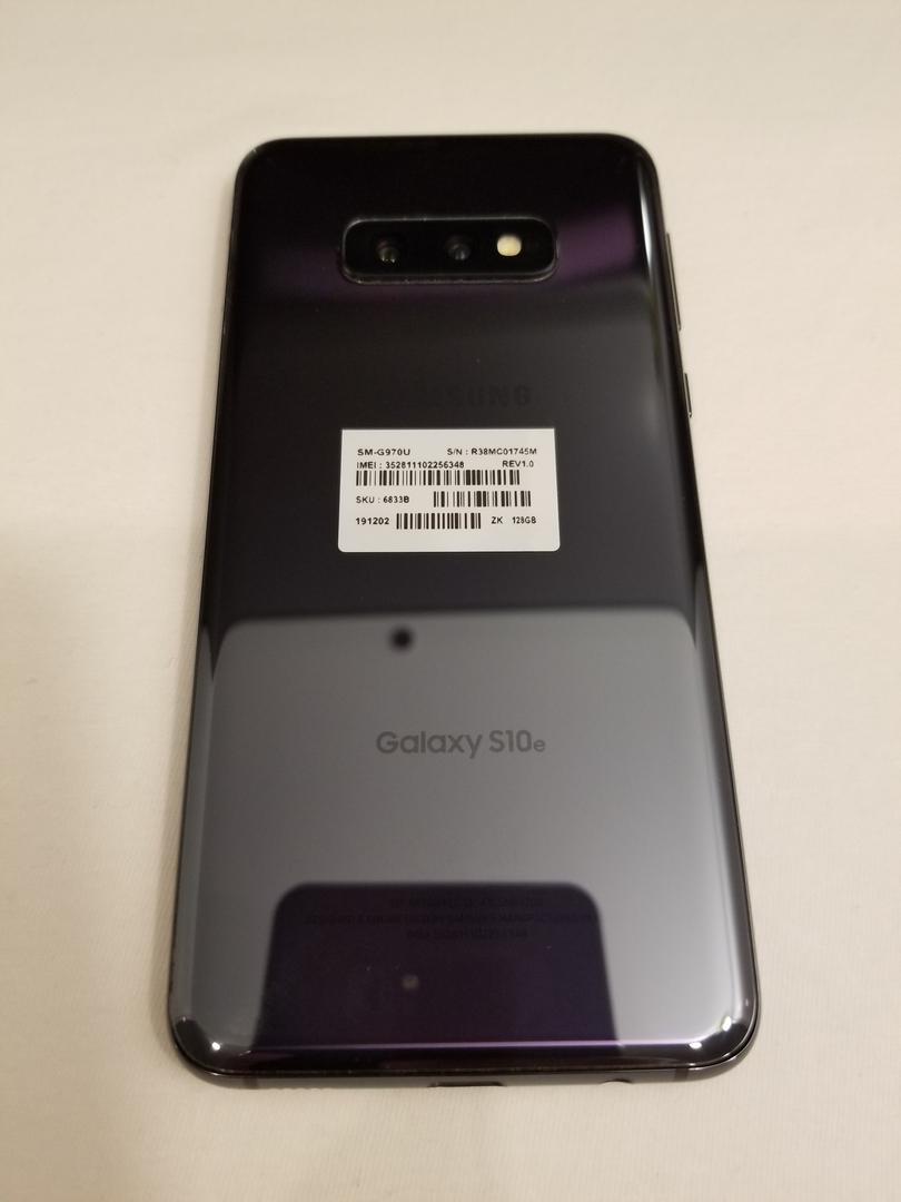 Samsung Galaxy S10e, color Black