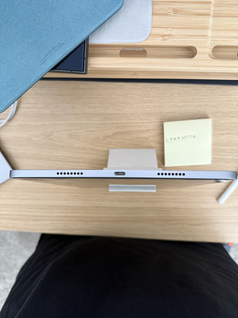 Apple iPad Pro 11" 4th Gen 2022 WiFi, Gray, 256GB LYKY60116 Swappa