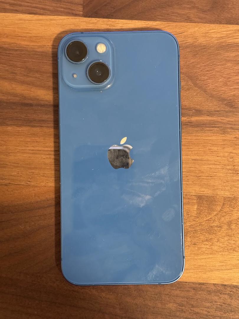 Apple iPhone 13, color Blue