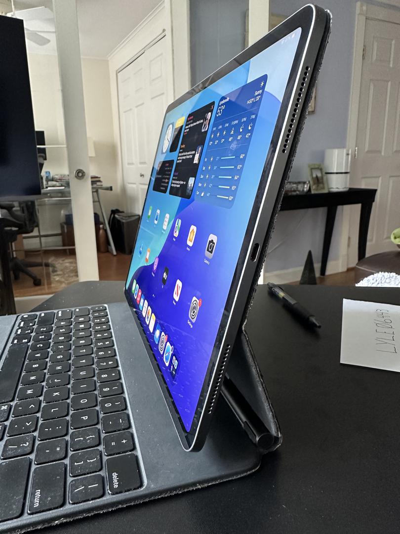 Apple iPad Pro 12.9" 4th Gen 2020, color Gray