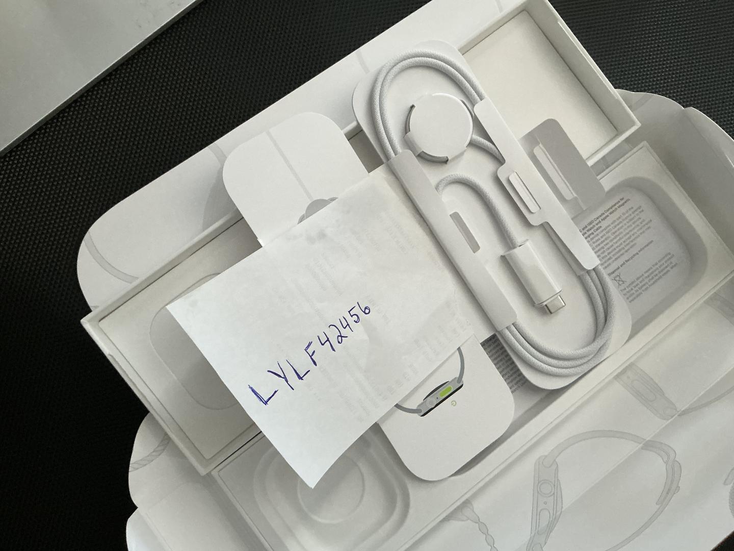 Apple Watch Series 10 46mm, color Slate