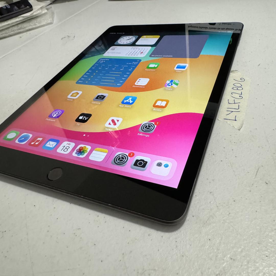 Apple iPad 7th Gen WiFi, Gray, 32GB, A2197 LYLF62806 Swappa