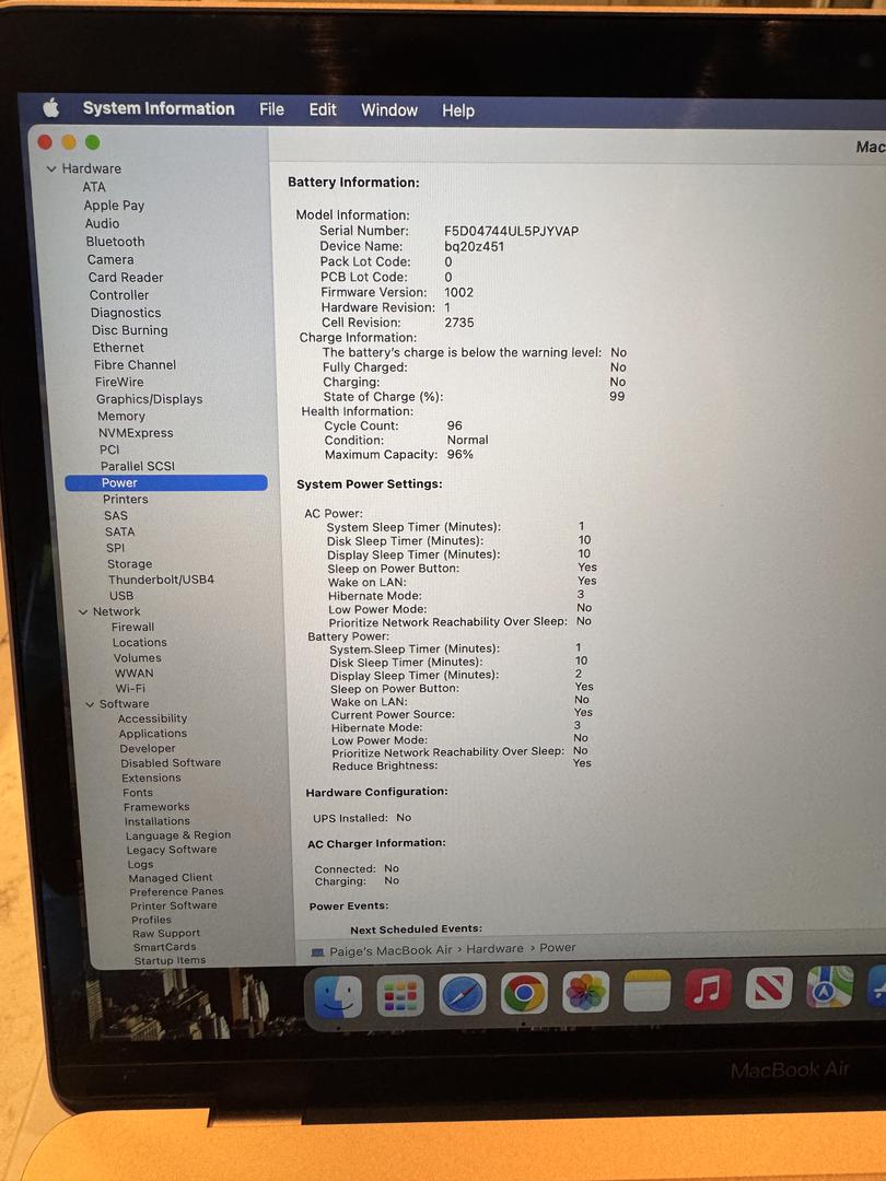 MacBook Air 2020 - 13", color Gold