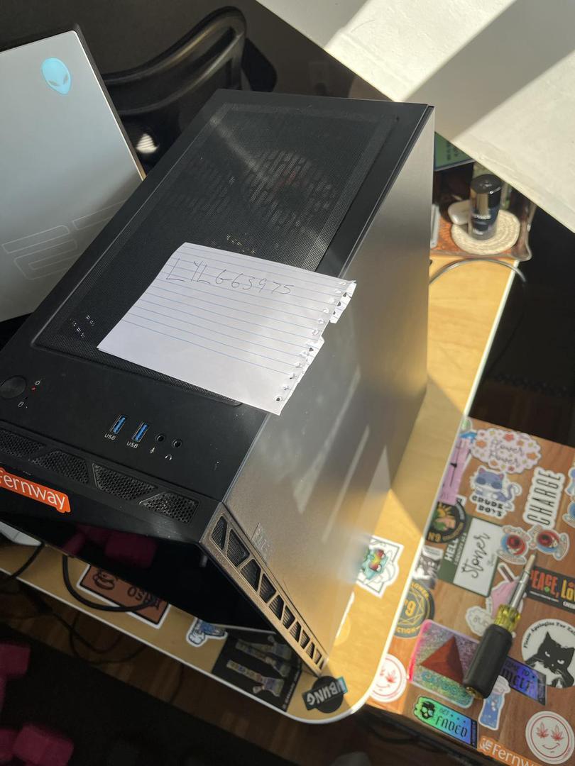 Custom Gaming PC LYLG63975 Swappa