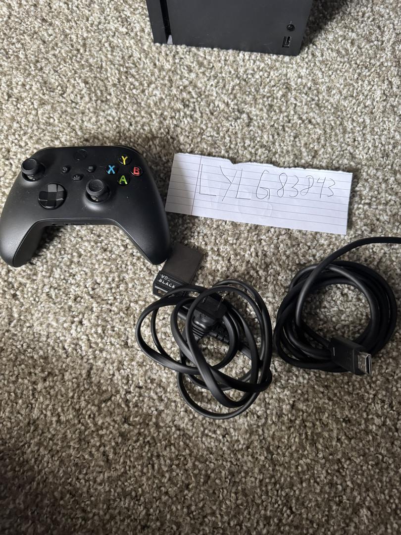 Xbox Series X (2020) Black, 1TB, standard LYLG83843 Swappa