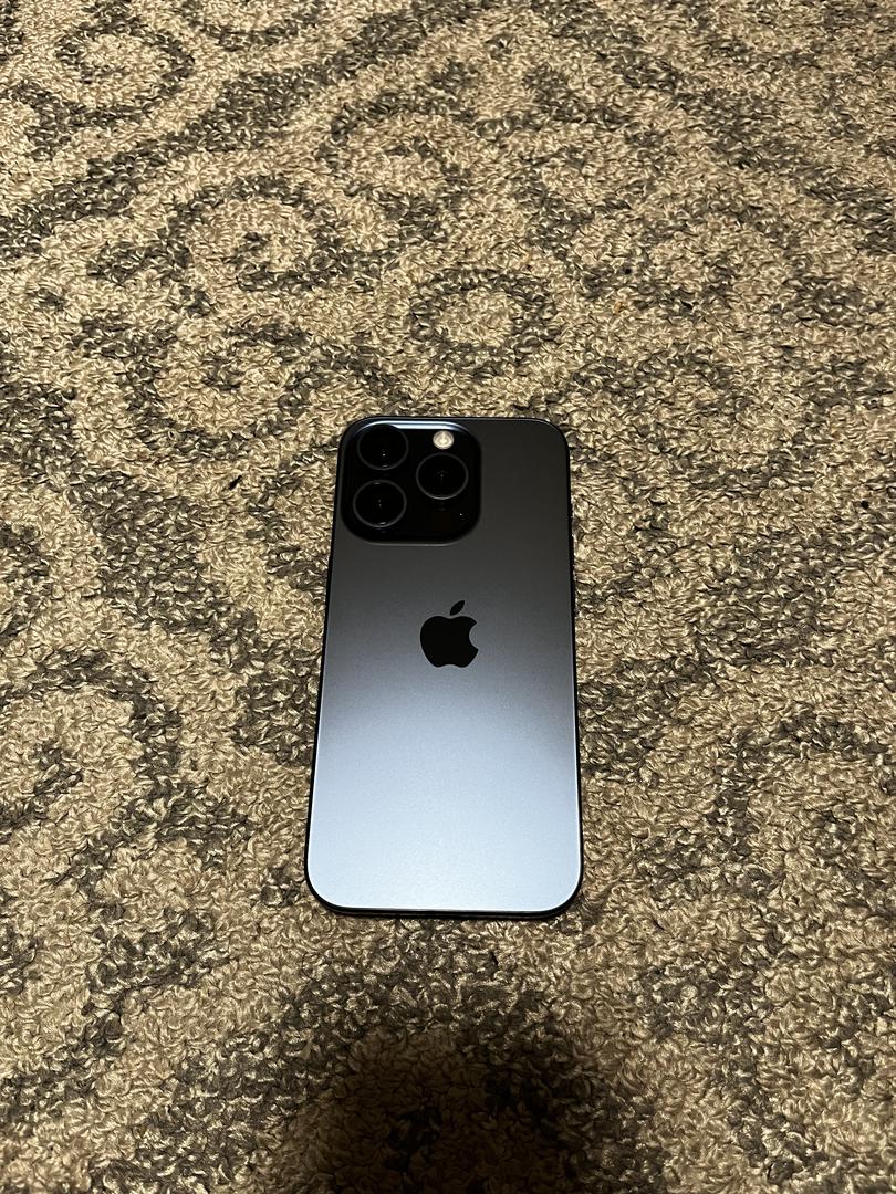 Apple iPhone 15 Pro - Unlocked, Blue, 128GB, A2848 - LYLH01940