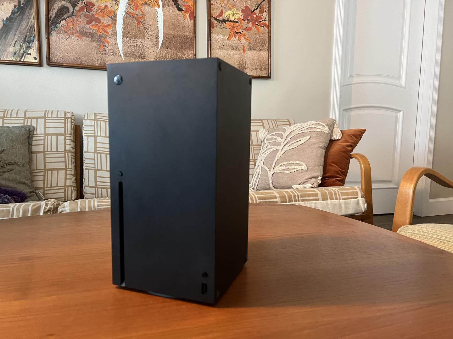 Xbox Series X (2020) Black, 1TB, standard LYLH07325 Swappa