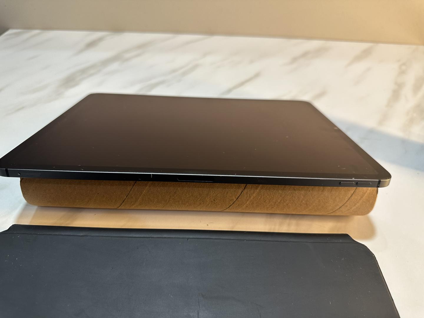 Apple iPad Pro 12.9" 5th Gen 2021 Verizon, Gray, 128GB LYLH22613