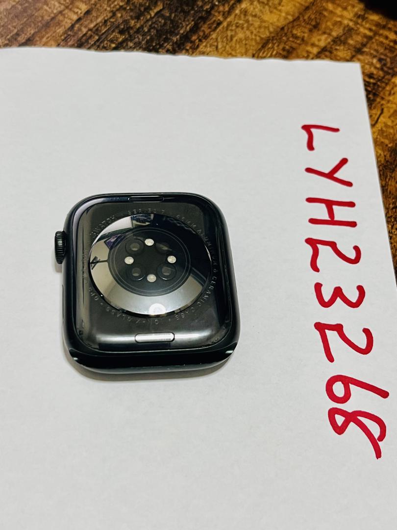 Apple Watch Series 7 45mm, color Green