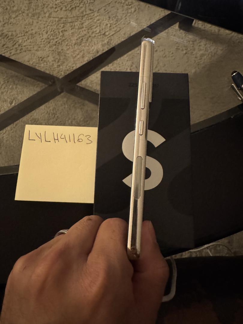 Samsung Galaxy S22 Verizon, White, 128GB, 8GB, SMS901U LYLH41163