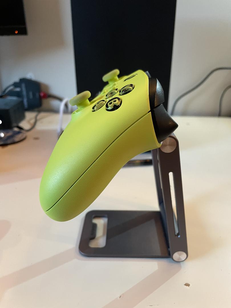 Xbox Series X (2020) Black, 1TB, standard LYLH56147 Swappa