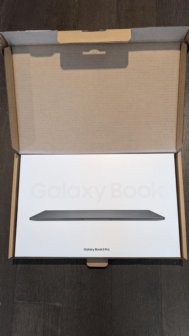 Samsung Galaxy Book3 Pro, color Graphite