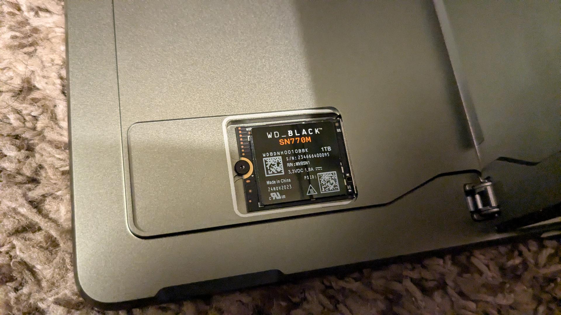 Microsoft Surface Pro 9, color Forest