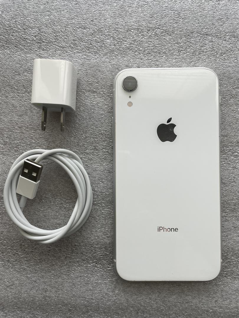 Apple iPhone Xr - Unlocked, White, 64GB, A1984 - LYLV66215