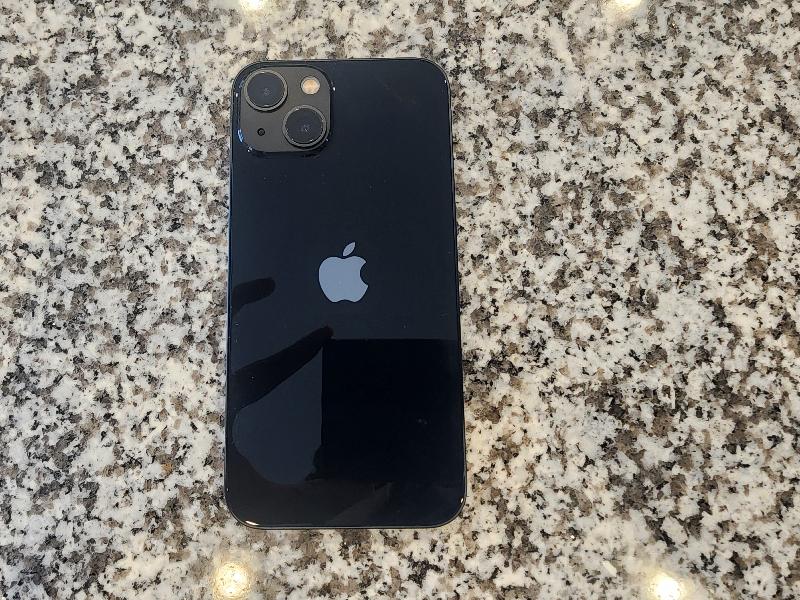 Apple iPhone 13 - T-Mobile, 128GB, Midnight, A2482 - LYLX63890