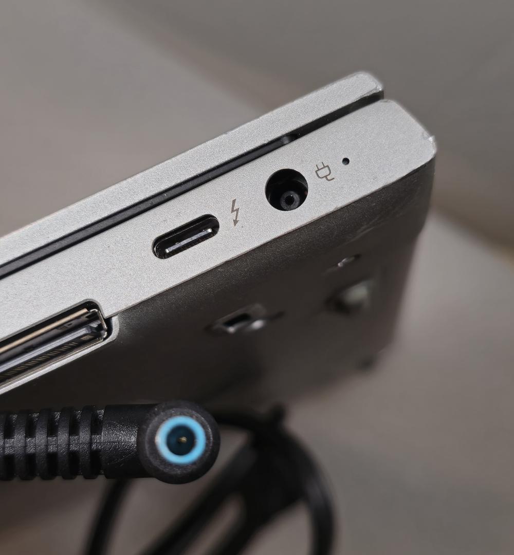 HP EliteBook Laptop, color