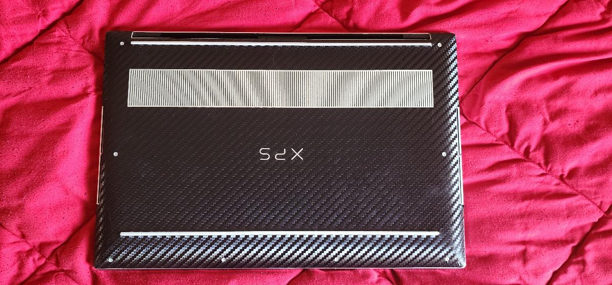 Dell XPS 15 9500 (2020), color Silver