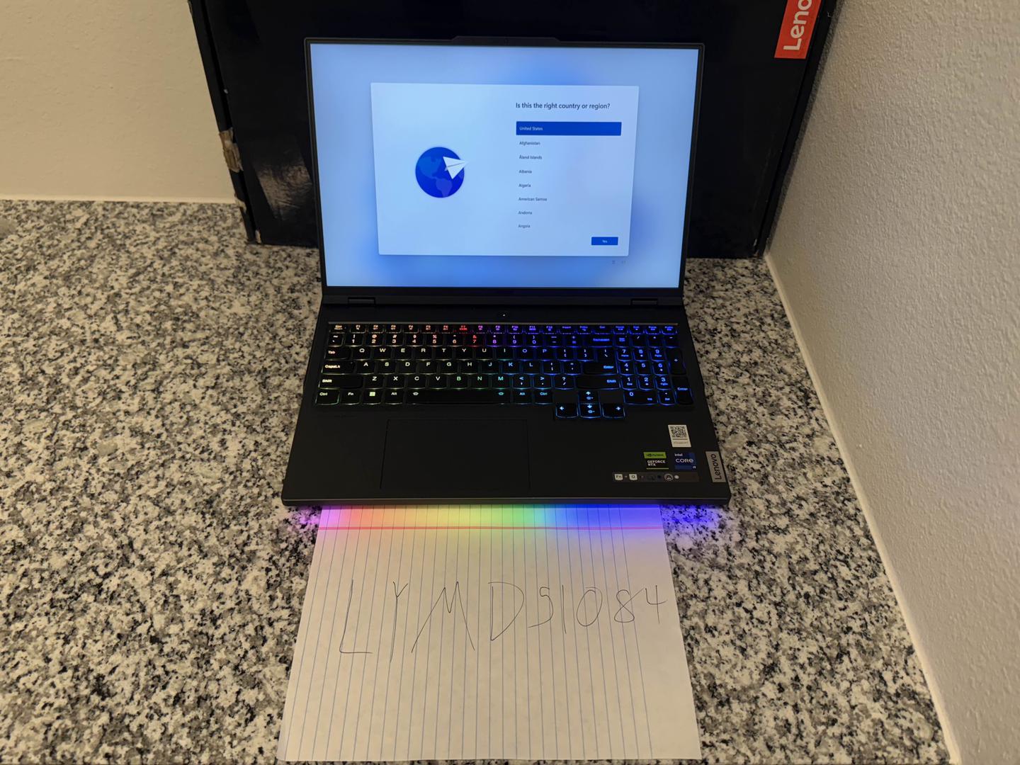 Lenovo Legion Pro 7, color