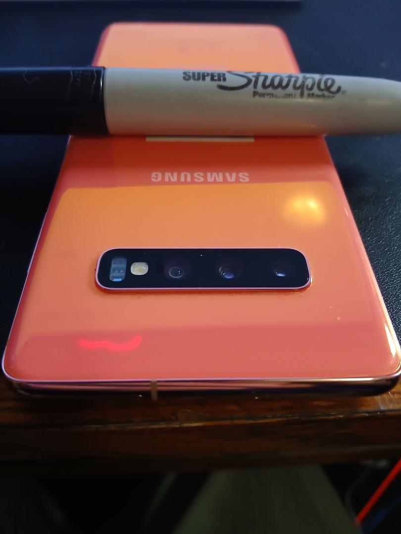 Samsung Galaxy S10 Plus, color Pink