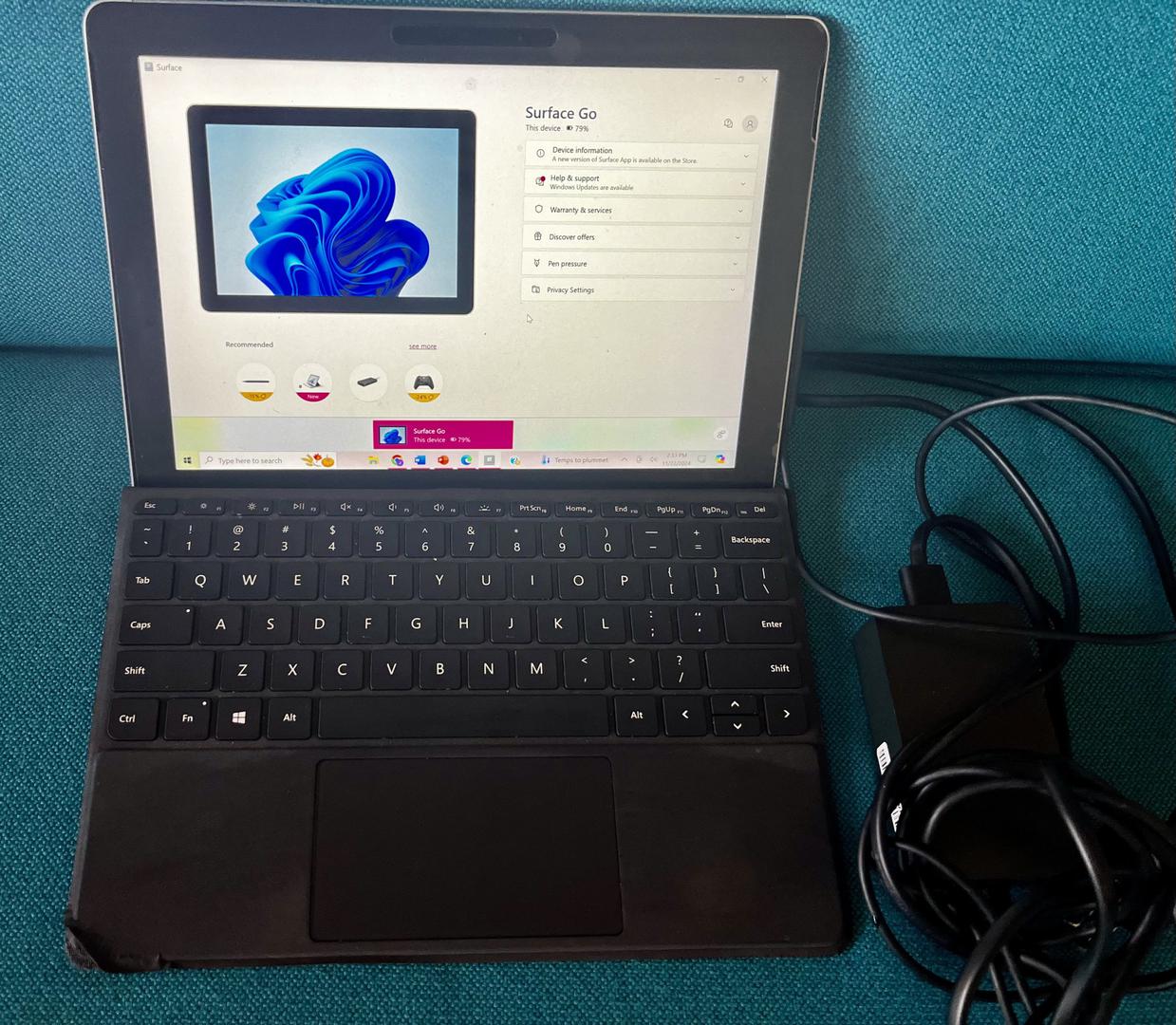 Microsoft Surface Pro, color Black