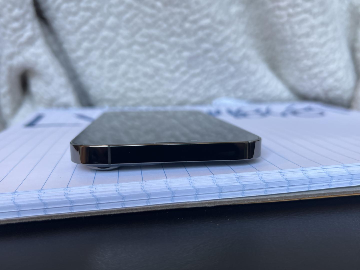 Apple iPhone 13 Pro Max, color Graphite