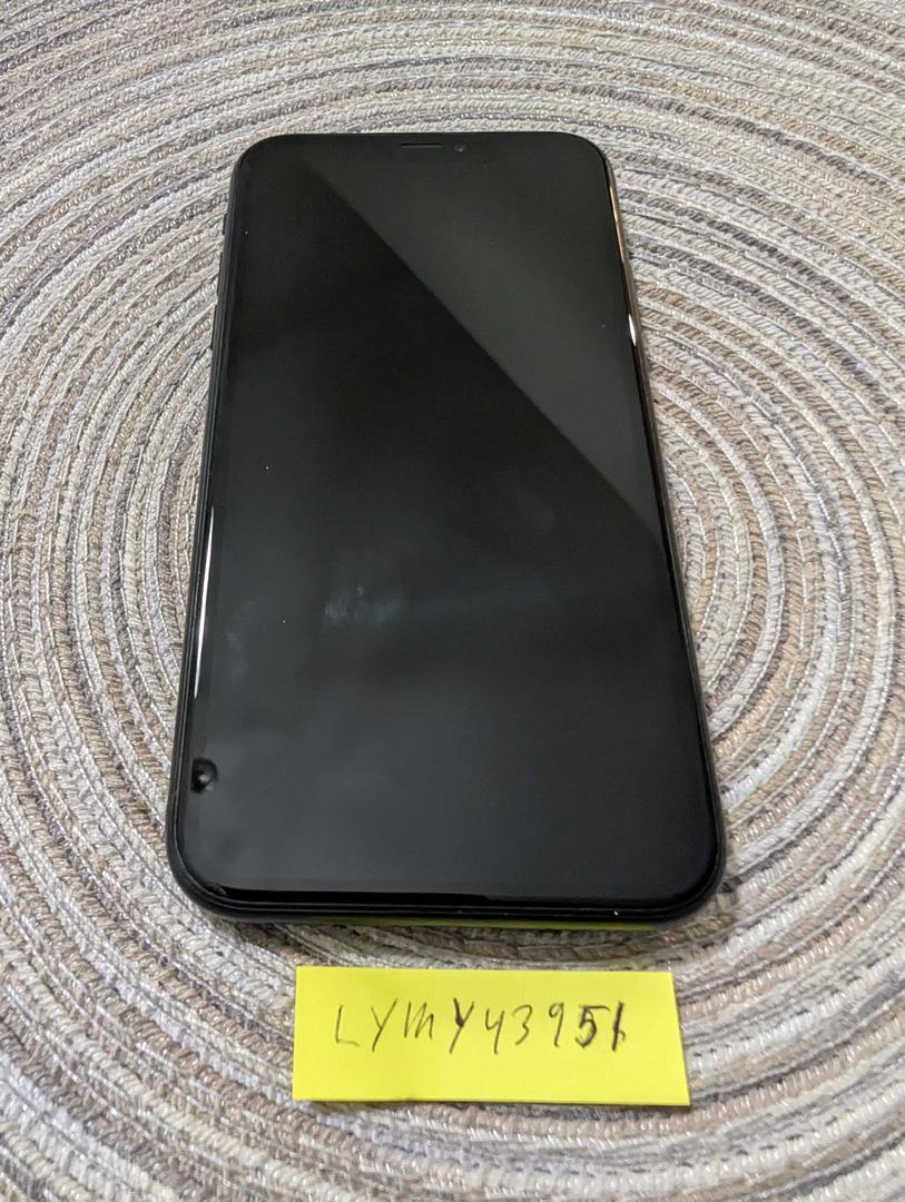 Apple iPhone Xr - Unlocked, 64GB, Black, A1984 - LYMY43951 - Swappa