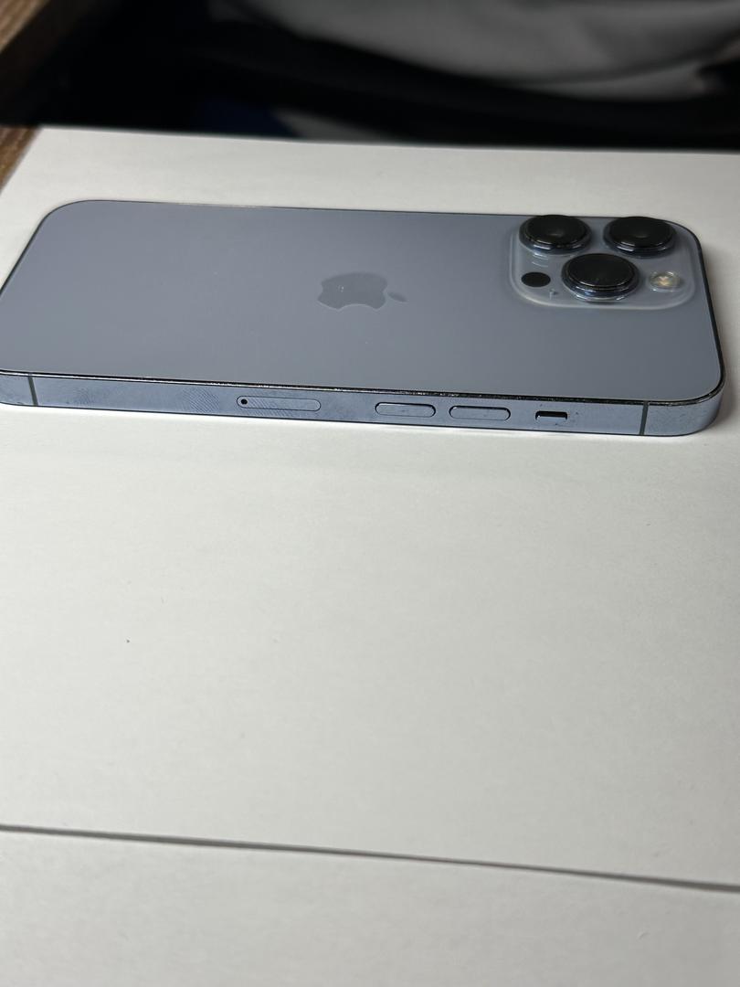 Apple iPhone 13 Pro, color Sierra Blue