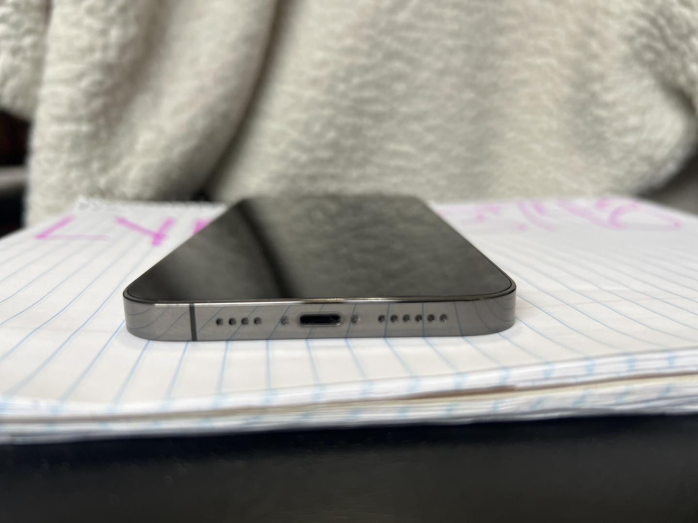 Apple iPhone 13 Pro Max, color Graphite