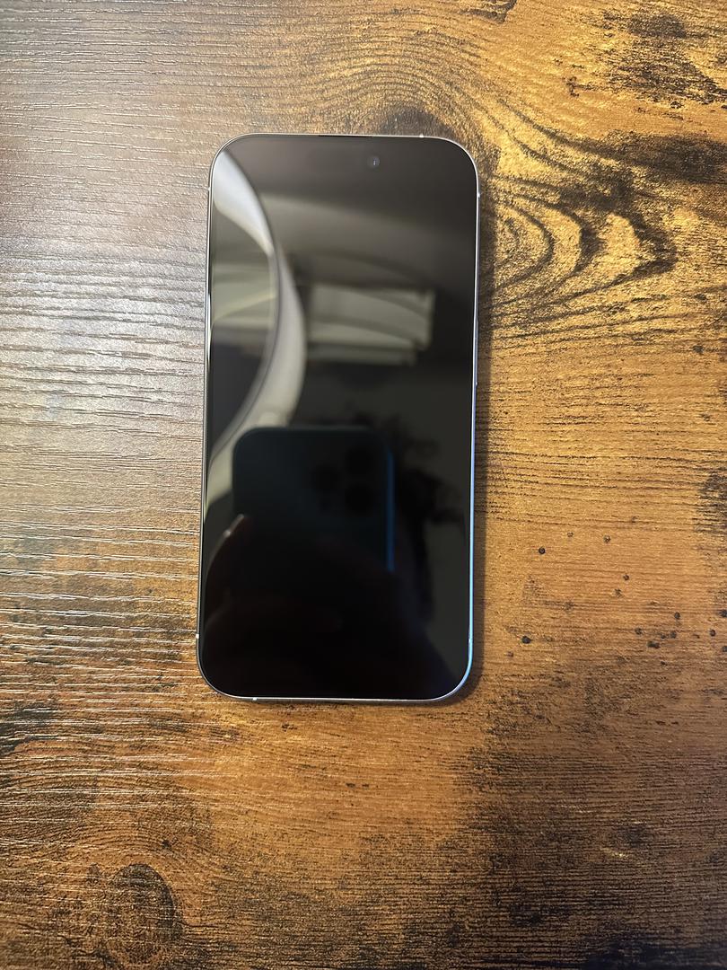 Apple iPhone 15 Pro Max, color White