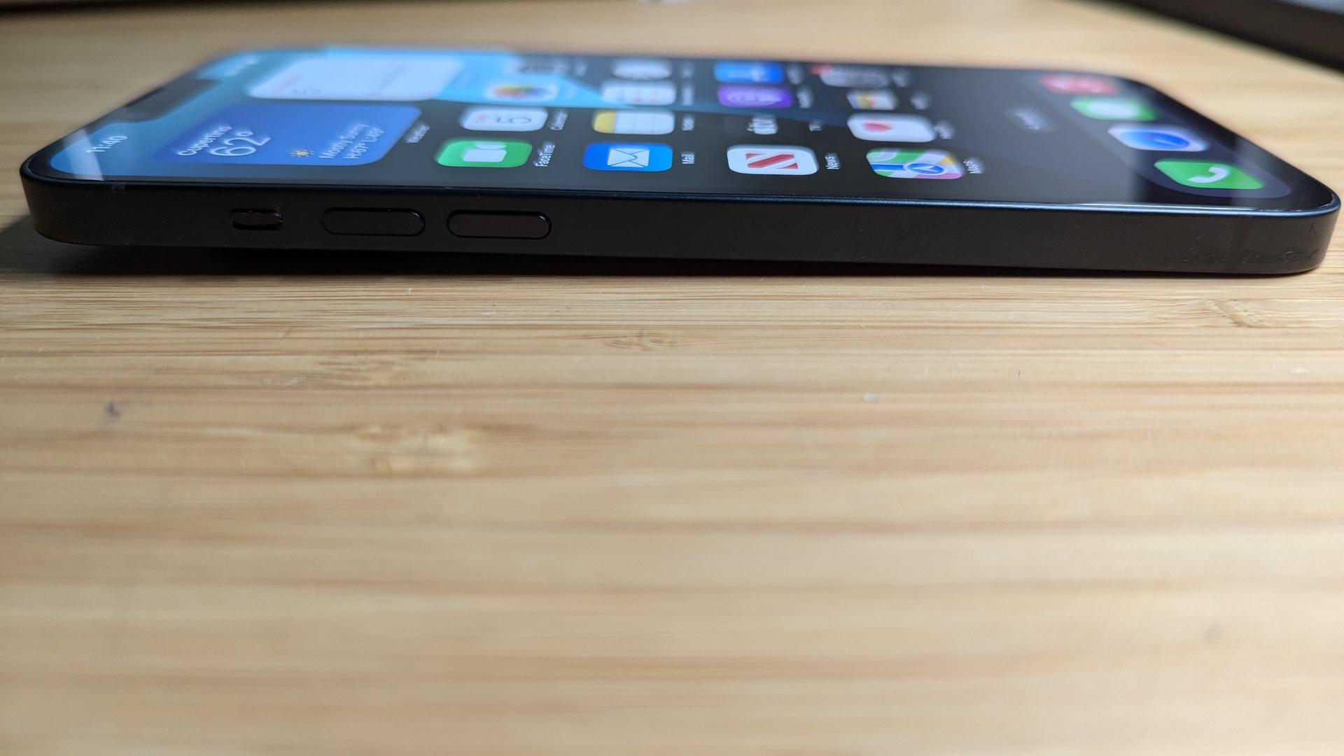 Apple iPhone 14 Plus, color Midnight