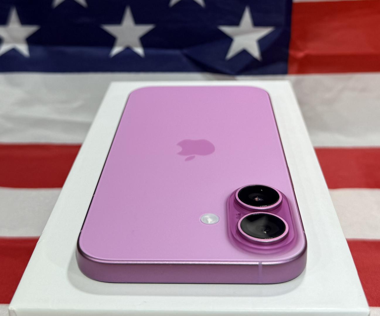 Apple iPhone 16, color Pink