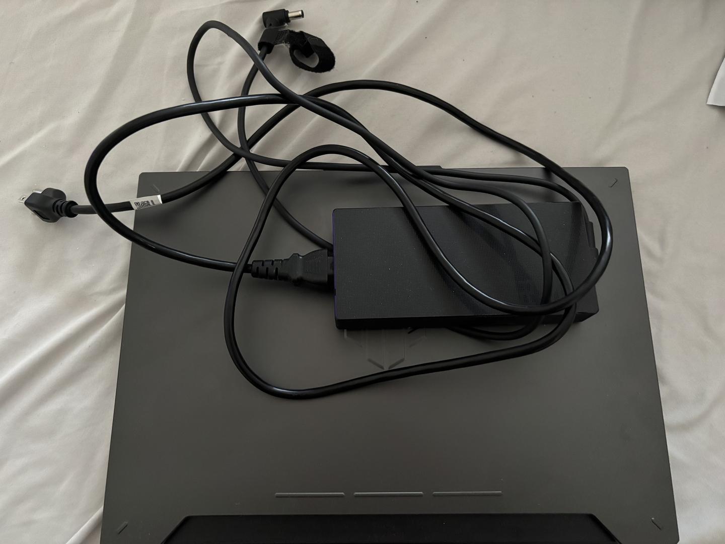 Asus TUF Gaming F17, color