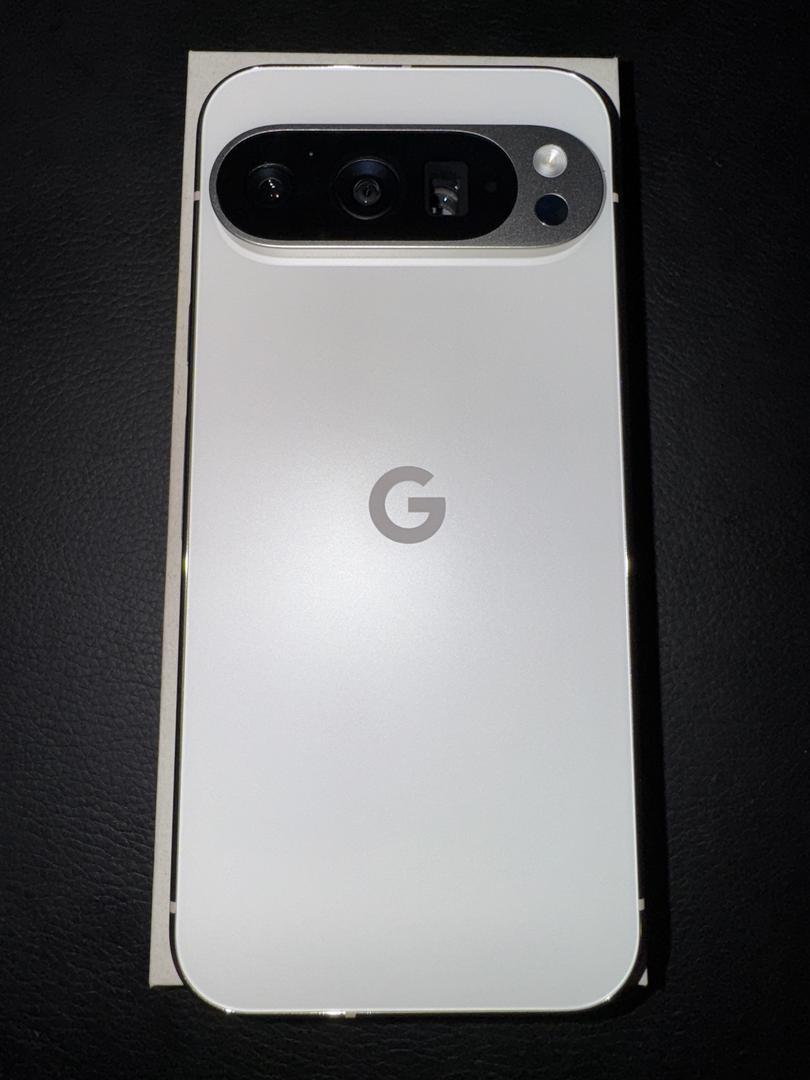 Google Pixel 9 Pro Unlocked, Porcelain, 256GB, 16GB, GR83Y