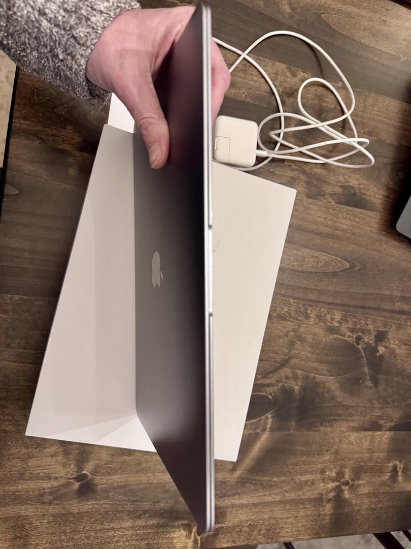 MacBook Air 2020 - 13 inch - Product Guide, Specs, Prices, and