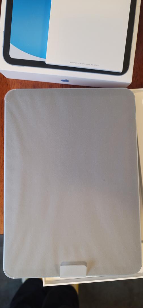 Apple iPad 10th Gen, color Blue