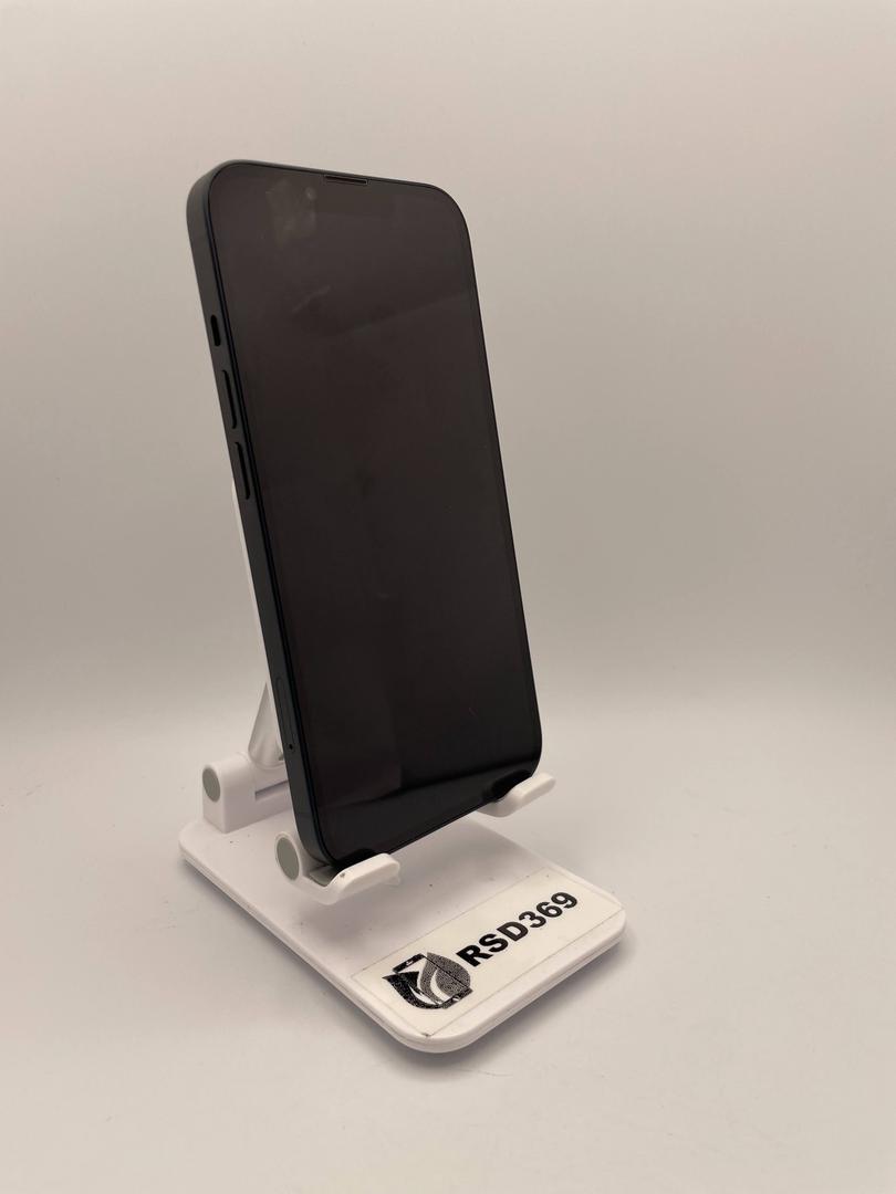 Apple iPhone 13, color Midnight