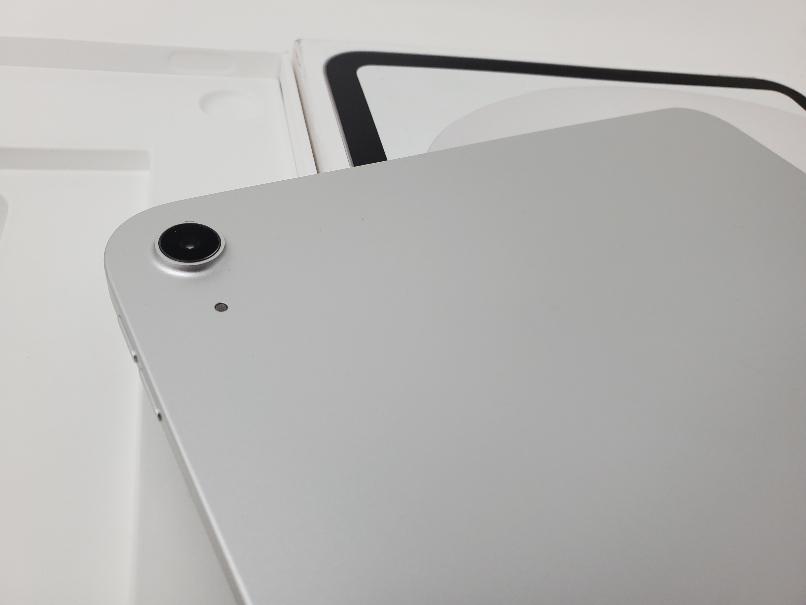Apple iPad 10th Gen, color Silver
