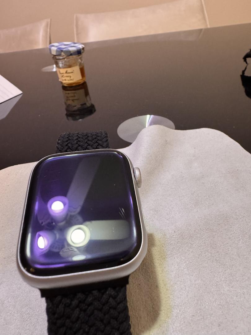 Apple Watch Series 8 45mm, color Silver
