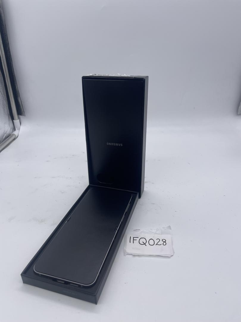 Samsung Galaxy Z Flip6, color Silver