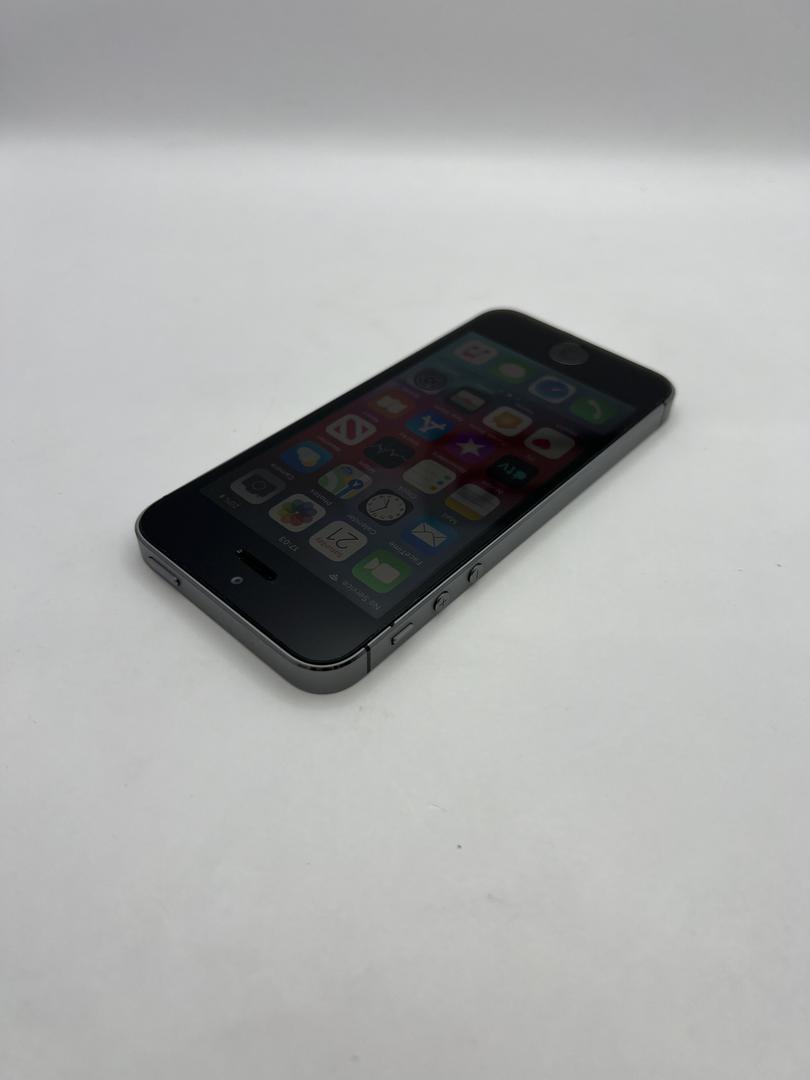 Apple iPhone 5S, color Gray