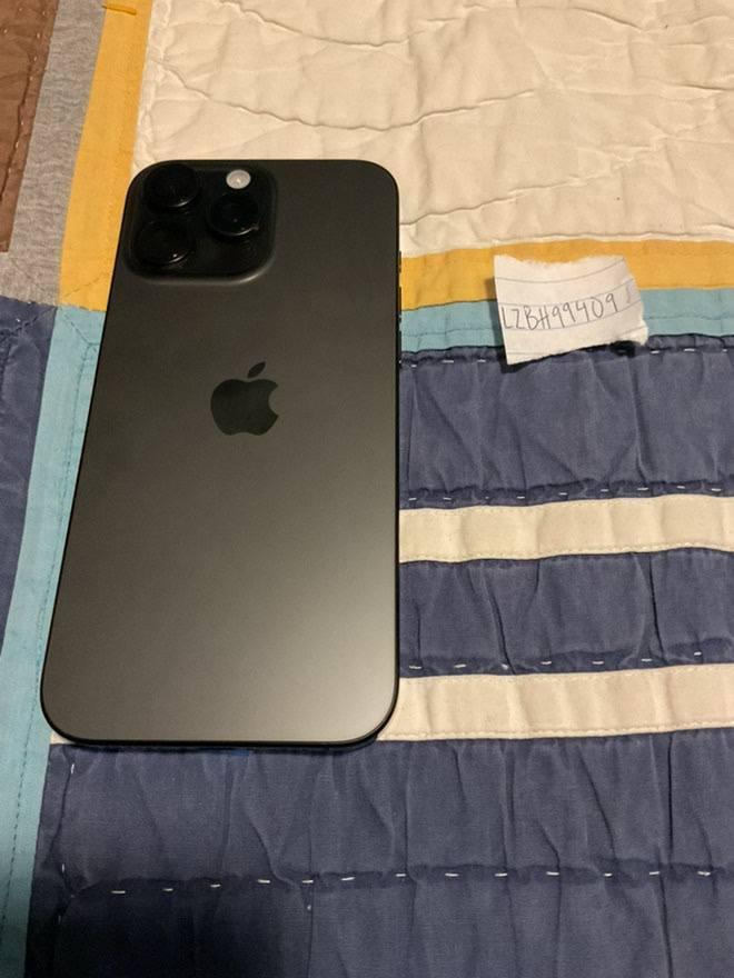 Apple iPhone 16 Pro Max, color Black